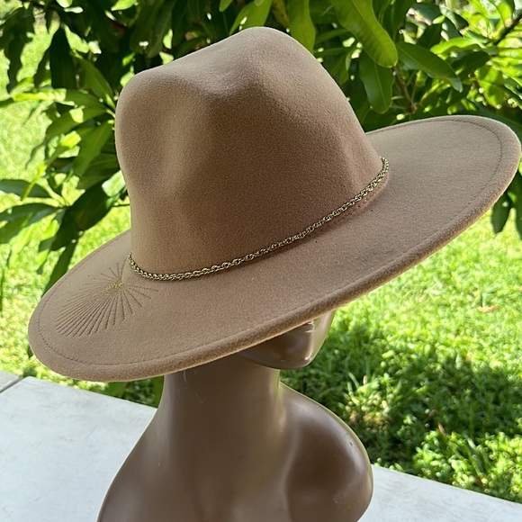 Wide Brim Felt Fedora Hat in Light Brown One Size